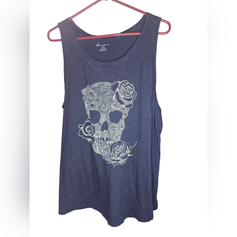 Lane Bryant Dark Blue Skull and Rose Tank Top